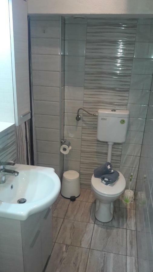 Friends 2 Apartment Peraia  Luaran gambar